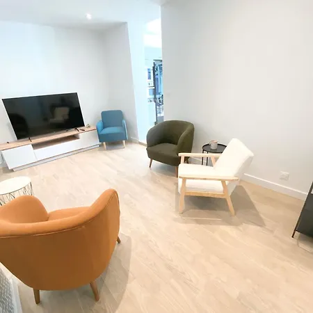 Private - Shared House - -tram- Train Br1-5 بيساك